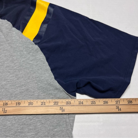 Nike, the Nike Tee Michigan Athletic Cut Raglan SleeveT-Shirt XXL - Picture 5 of 8